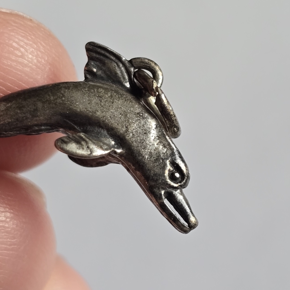 Vintage Dolphin charm sterling silver 925 porpoise ocean sea bottlenose beach - Picture 2 of 6